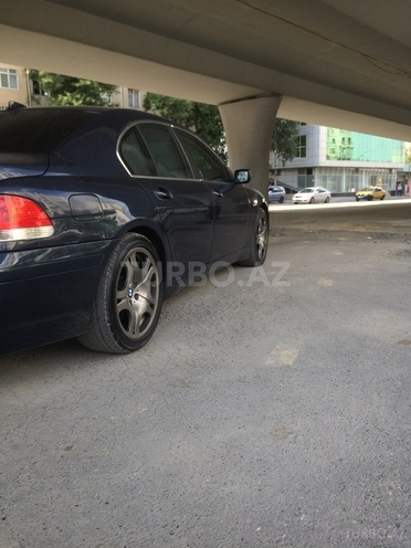 BMW 745 2001, 194,000 km - 0.5 л - Bakı