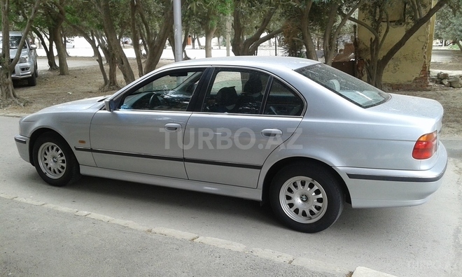 BMW 523 1997, 308,000 km - 2.5 л - Bakı