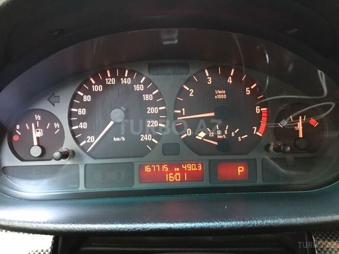 BMW 320 2002, 167,000 km - 2.2 l - Bakı