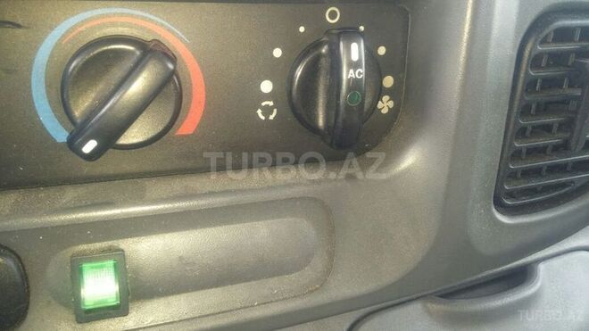 Ford Transit 2003, 220,000 km - 2.4 l - Bakı