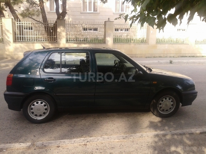Volkswagen Golf 1997, 200,000 km - 2.0 л - Bakı