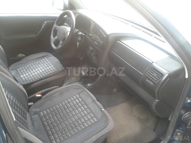 Volkswagen Golf 1997, 200,000 km - 2.0 л - Bakı