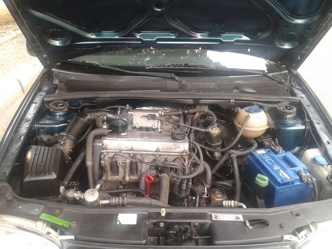 Volkswagen Golf 1997, 200,000 km - 2.0 л - Bakı