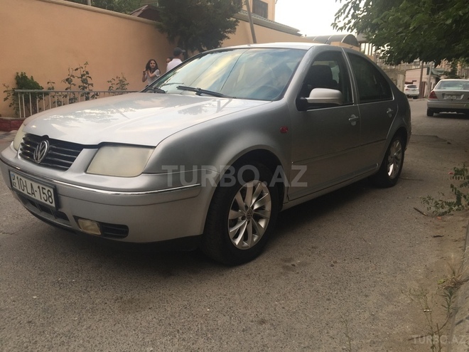 Volkswagen Bora 2003, 234,587 km - 1.6 l - Bakı