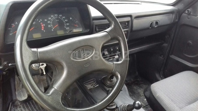 LADA (VAZ) Niva 2013, 70,000 km - 1.7 l - Xudat