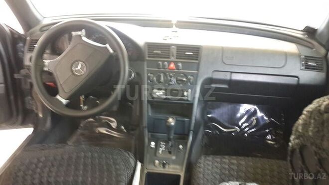 Mercedes C 180 1999, 320,000 km - 1.8 l - Bakı