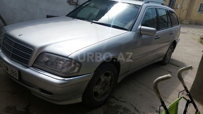 Mercedes C 220 1999, 340,000 km - 2.2 l - Bakı