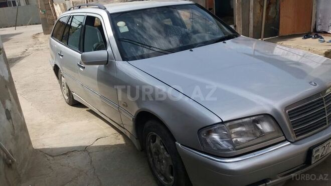 Mercedes C 220 1999, 340,000 km - 2.2 l - Bakı