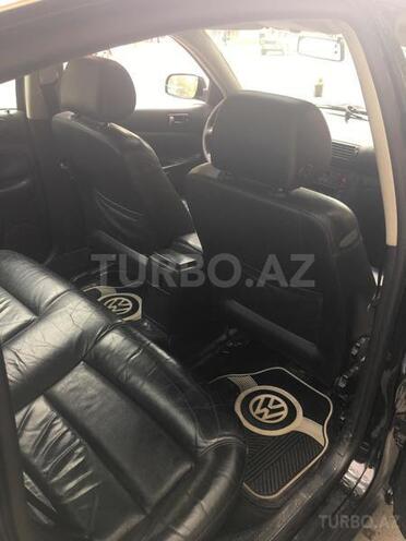 Volkswagen Passat 2000, 296,000 km - 1.8 l - Gəncə