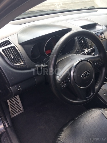 Kia Cerato 2009, 200,500 km - 2.0 l - Bakı