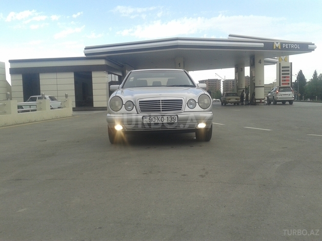 Mercedes E 200 1997, 330,568 km - 0.2 л - Gəncə