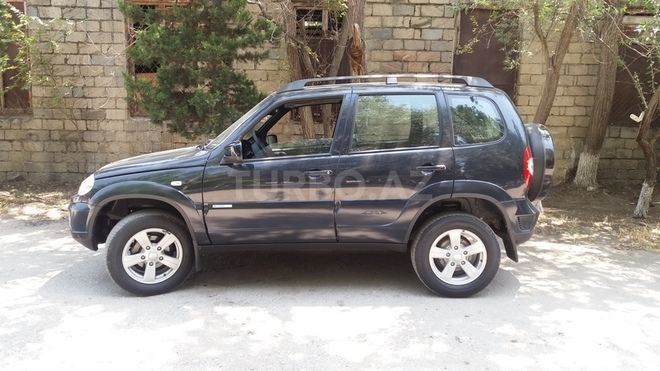 Chevrolet Niva 2015, 9,920 km - 0.2 л - Sumqayıt