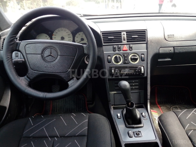 Mercedes C 180 1999, 350,000 km - 1.8 л - Sumqayıt