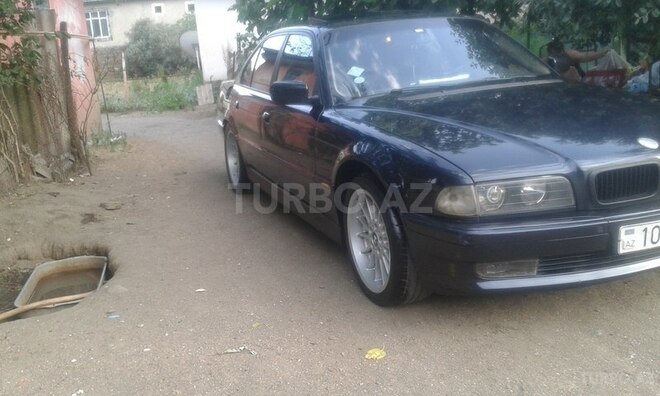 BMW 728 1998, 320,000 km - 2.8 l - Bakı