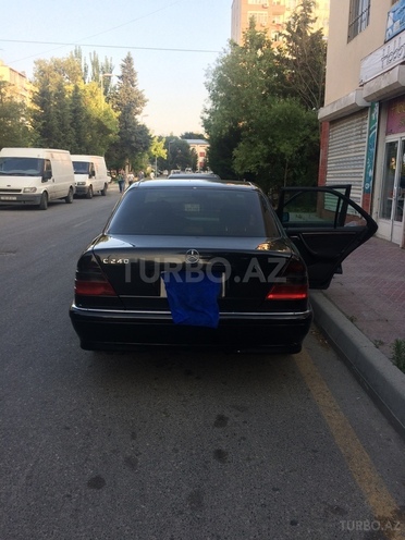 Mercedes C 240 1997, 300,000 km - 2.4 л - Bakı