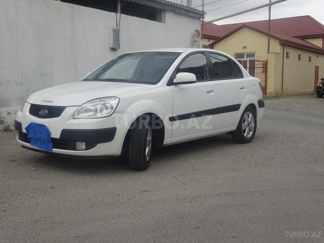 Kia Rio 2008, 210,000 km - 1.4 l - Şirvan