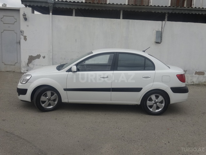 Kia Rio 2008, 210,000 km - 1.4 l - Şirvan