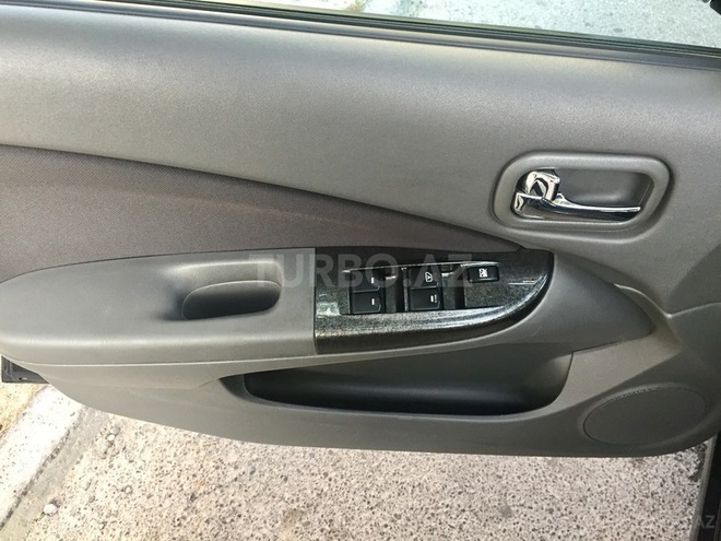 Nissan Sunny 2011, 94,000 km - 1.6 l - Bakı