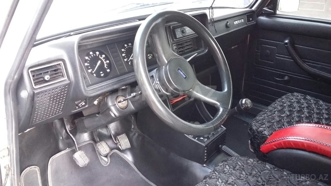 LADA (VAZ) 2107 2009, 95,000 km - 1.6 l - Bakı
