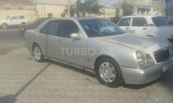 Mercedes E 230 1997, 385,589 km - 2.3 л - Sumqayıt
