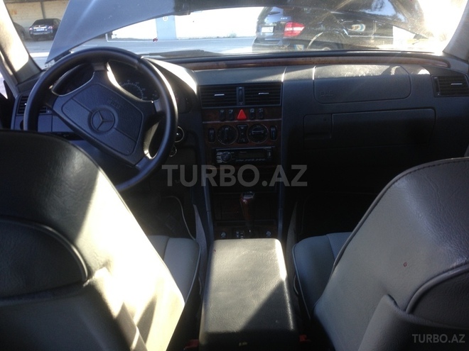 Mercedes C 230 1998, 225,000 km - 2.3 l - Bakı