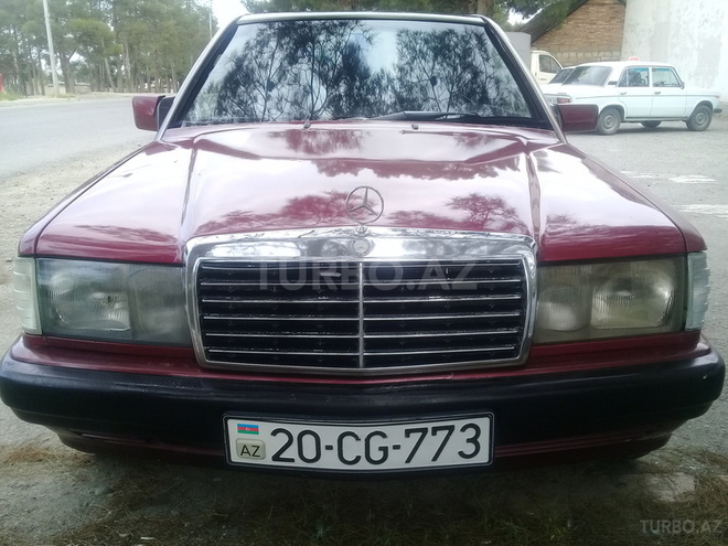 Mercedes 190 1991, 434,775 km - 2.0 l - Naftalan