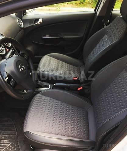 Opel Corsa 2014, 30,000 km - 1.4 l - Bakı