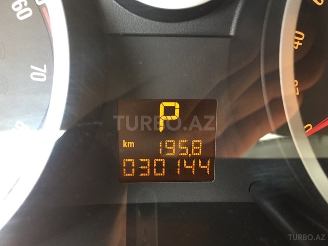 Opel Corsa 2014, 30,000 km - 1.4 l - Bakı