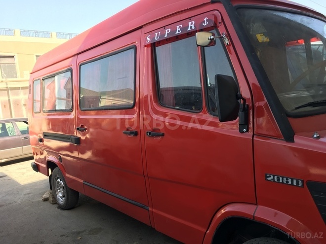 Mercedes 208 D 1991, 432,000 km - 0.2 l - Bakı
