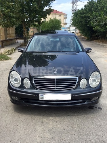 Mercedes E 320 2003, 266,000 km - 3.2 l - Bakı
