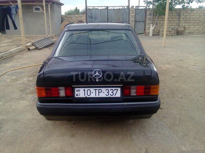 Mercedes 190 1989, 447,450 km - 1.8 л - Şirvan