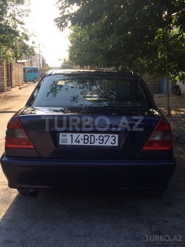 Mercedes C 220 1996, 370,000 km - 2.2 l - Sumqayıt