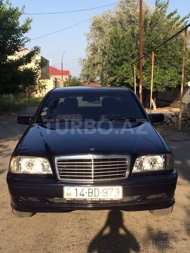 Mercedes C 220 1996, 370,000 km - 2.2 l - Sumqayıt