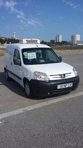 Peugeot Partner 2008, 144,000 km - 1.4 l - Bakı