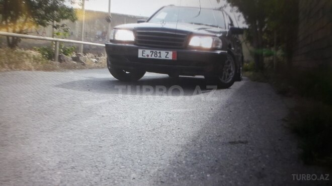 Mercedes C 200 1998, 271,000 km - 2.0 l - Bakı