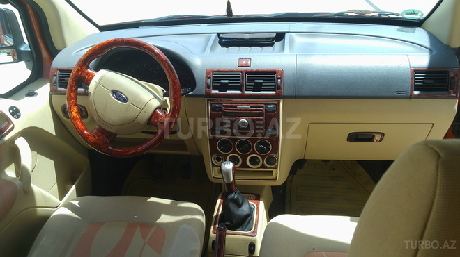 Ford Tourneo Connect 2007, 286,200 km - 1.8 l - Bakı