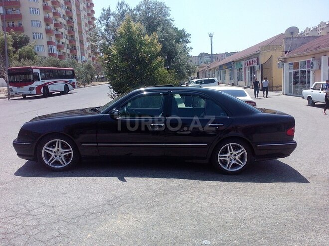 Mercedes E 240 1999, 104,000 km - 2.6 l - Bakı