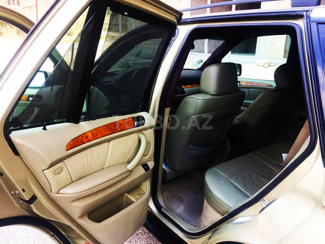 BMW X5 2002, 250,000 km - 4.4 л - Bakı