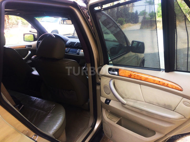 BMW X5 2002, 250,000 km - 4.4 л - Bakı