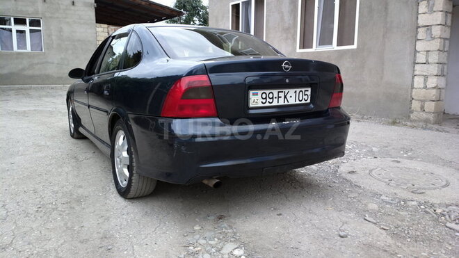 Opel Vectra 1999, 260,000 km - 2.0 л - Xaçmaz