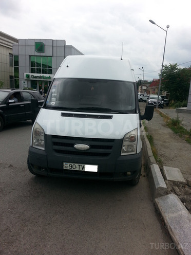 Ford Transit 2006, 304,000 km - 2.4 l - Quba
