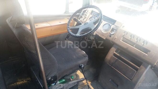 Mercedes 609 D 1993, 3,256,350 km - 4.6 l - Gəncə