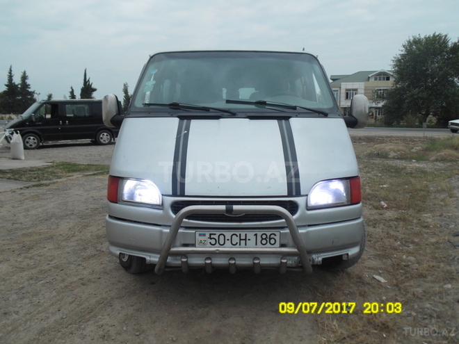 Ford Transit 1998, 384,650 km - 2.5 l - Saatlı