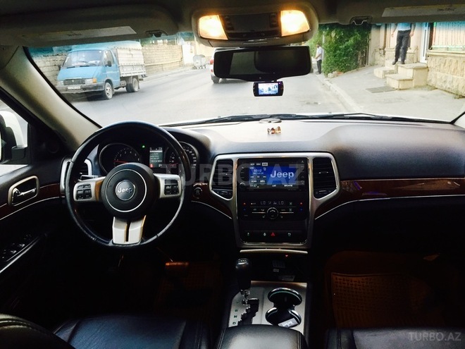 Jeep Grand Cherokee 2012, 140,000 km - 3.6 l - Bakı