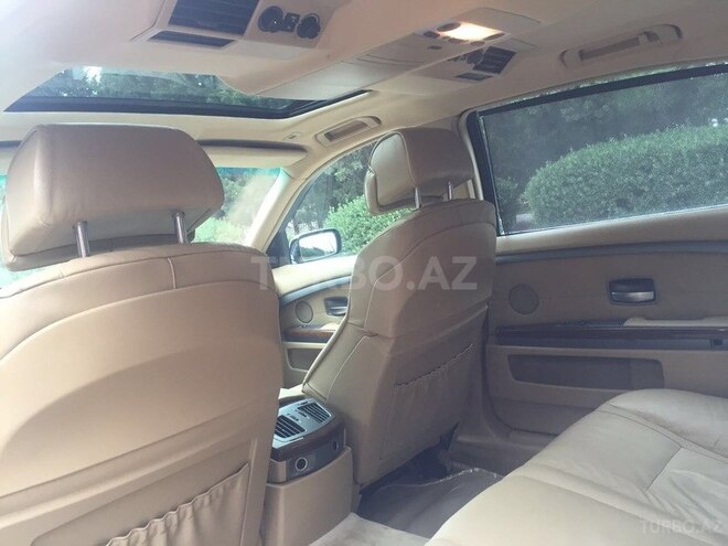 BMW 735 2003, 197,000 km - 3.6 l - Sumqayıt
