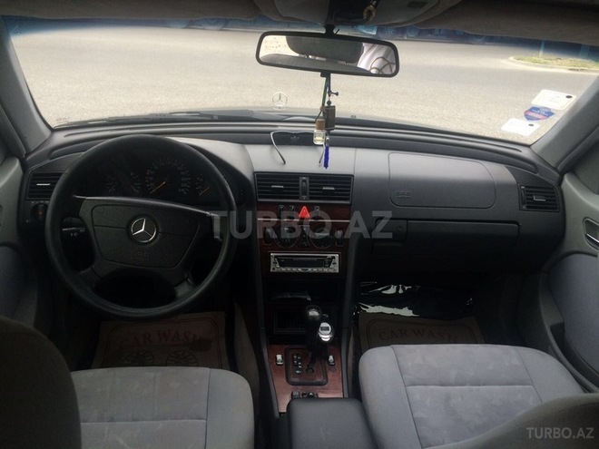 Mercedes C 200 1999, 195,000 km - 2.0 l - Xırdalan