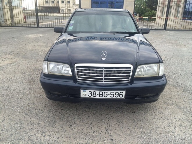 Mercedes C 200 1999, 195,000 km - 2.0 l - Xırdalan