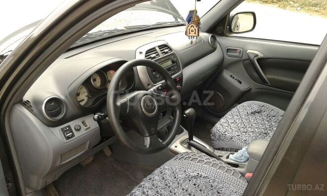 Toyota RAV4 2003, 139,000 km - 0.2 l - Gəncə