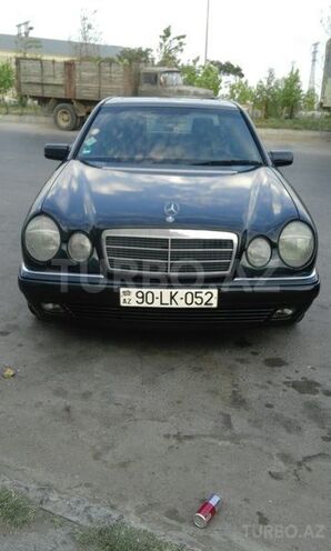 Mercedes E 200 1997, 250,000 km - 2.0 л - Bakı