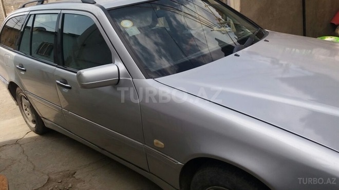 Mercedes C 220 1990, 280,000 km - 2.2 l - Bakı